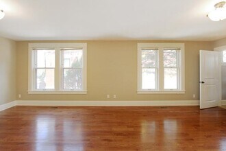 843 Cherry St SE in Grand Rapids, MI - Building Photo - Building Photo