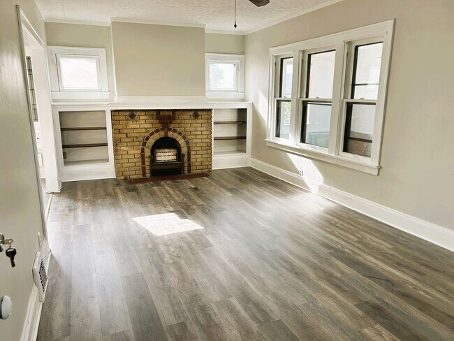 11120 Wadsworth Ave in Garfield Heights, OH - Building Photo - Building Photo