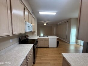 6681 W Megan St in Chandler, AZ - Building Photo - Building Photo