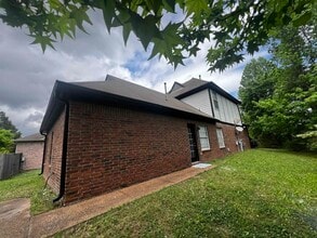 1017 Cordova Ridge Pl in Cordova, TN - Building Photo - Building Photo