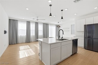 7205 Copper Grove Ave in Enterprise, NV - Building Photo - Building Photo