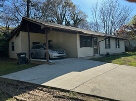 113 Chestnut St in Jonesboro, GA - Building Photo