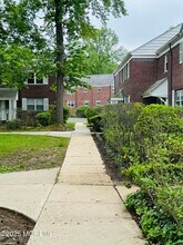 146 Manor Dr in Red Bank, NJ - Building Photo - Building Photo
