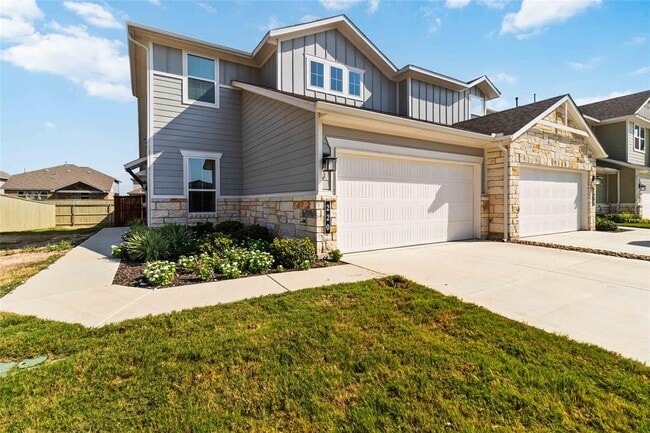 220 Mirabeau Way in Liberty Hill, TX - Building Photo - Building Photo