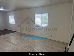 5553 E Grove Ave in Athol, ID - Building Photo - Building Photo