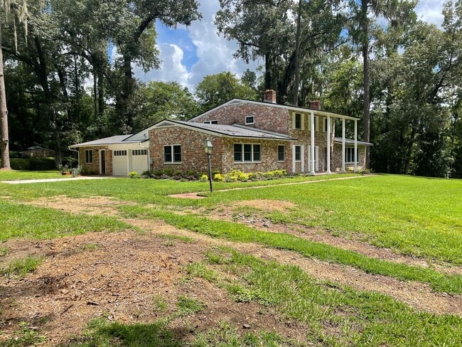 1801 NW 30th Terrace in Gainesville, FL - Building Photo - Building Photo