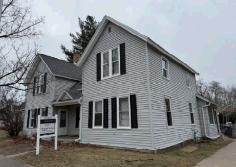 1202 5th Ave S, Unit 1202 5th Ave La Crosse WI in La crosse, WI - Building Photo