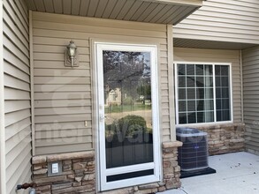 8610 EP True Pkwy in West Des Moines, IA - Building Photo - Building Photo