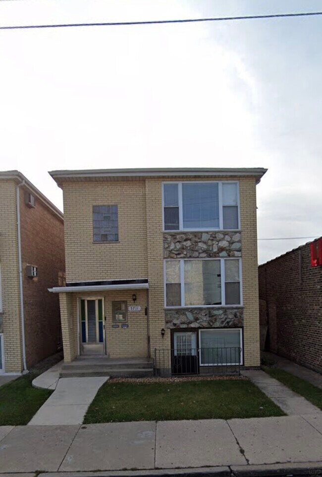 5711 S Archer Ave Rentals in Chicago, IL