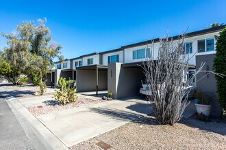 3610 E Osborn Rd in Phoenix, AZ - Building Photo - Building Photo