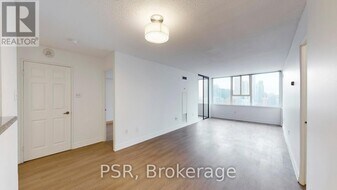 45 Carlton St. in Toronto, ON - Building Photo