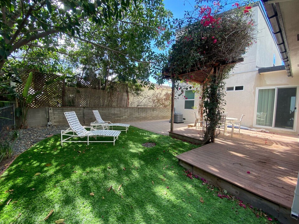 5103 Gary St in San Diego, CA - Foto de edificio