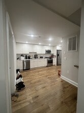 19 Mount Hood Rd, Unit 1 in Boston, MA - Building Photo - Building Photo