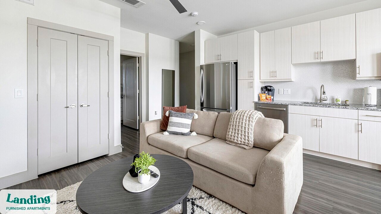 3383 Cedarplaza Ln in Dallas, TX - Building Photo