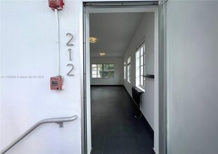 1600 Euclid Ave in Miami Beach, FL - Building Photo - Building Photo