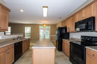 4049 Eastford Court in Gastonia, NC - Foto de edificio - Building Photo