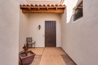 206 Circulo Veranera in Tubac, AZ - Foto de edificio - Building Photo