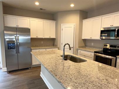 1419 Bourbon Dr in Florence, SC - Building Photo - Building Photo