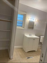 266 7th St, Unit 7th St in Buffalo, NY - Foto de edificio - Building Photo