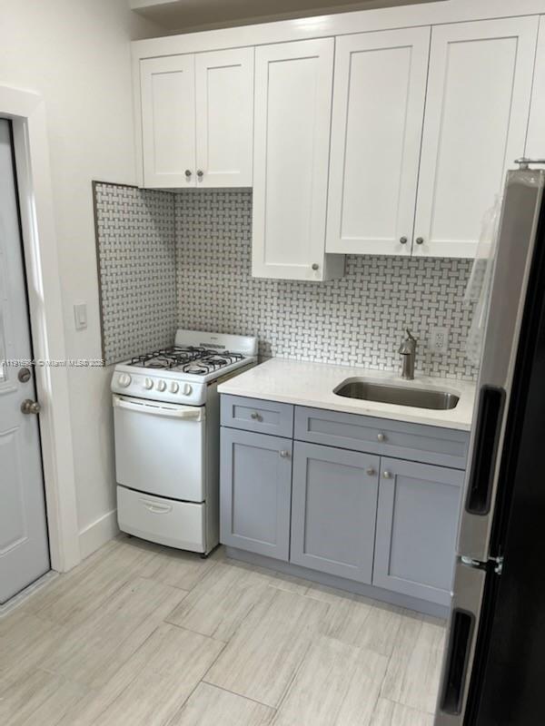 7710 Carlyle Ave in Miami Beach, FL - Building Photo - Building Photo