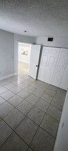 8215 SW 152nd Ave in Miami, FL - Building Photo - Building Photo