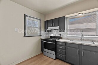 9516 Jannette Dr in St. Louis, MO - Building Photo - Building Photo