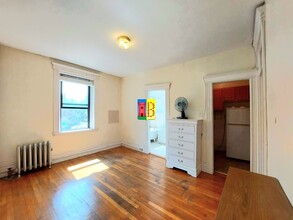 1111 Boylston St, Unit 34 in Boston, MA - Building Photo - Building Photo