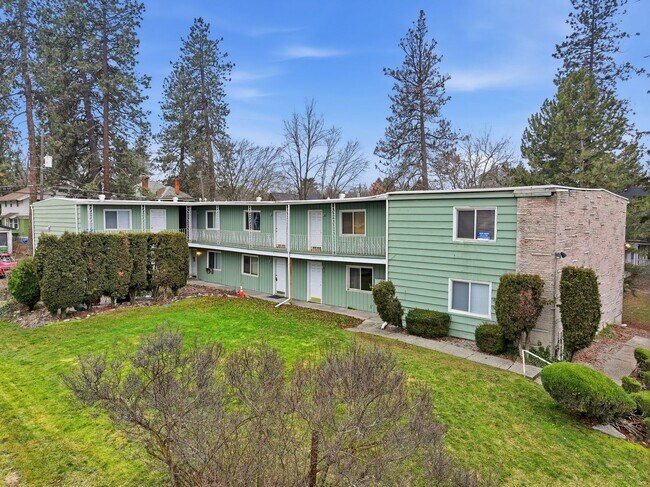 property at 1611 W 8th Ave