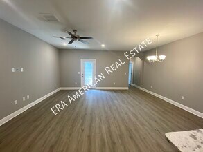993 Skylark Rd in Mary Esther, FL - Building Photo - Building Photo
