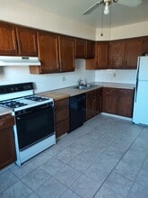 1655 Kimberly St, Unit 1655 in Hermitage, PA - Building Photo - Building Photo