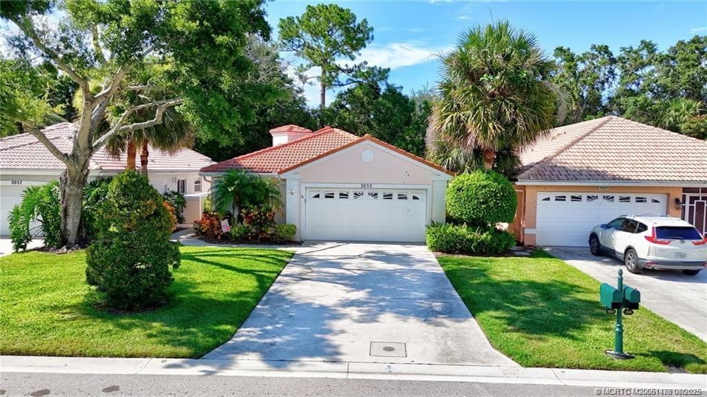 2053 SW Olympic Club Terrace in Palm City, FL - Building Photo