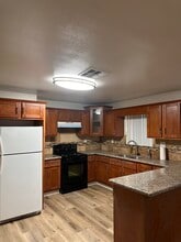 843 W 76th St, Unit 843 W. 76th Street in Los Angeles, CA - Building Photo - Building Photo