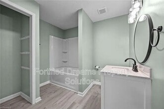 608 Montgomery St in Reidsville, NC - Building Photo - Building Photo