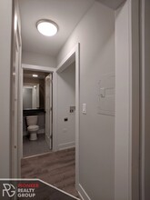 604 W Surf St, Unit #S530-317 in Chicago, IL - Foto de edificio - Building Photo