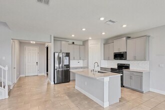 17828 Gulf Rnch Pl in Bradenton, FL - Building Photo - Building Photo