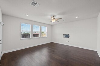 2807 Mary Elizabeth Dr in Austin, TX - Building Photo - Building Photo