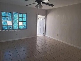 5471 W 1st Ave in Hialeah, FL - Building Photo