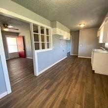 313 52nd St in Lubbock, TX - Building Photo - Building Photo