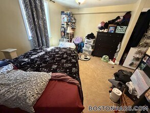 1 Colonial Dr in Arlington, MA - Building Photo - Building Photo