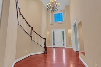 7607 Newmarket Dr in Bethesda, MD - Building Photo - Building Photo