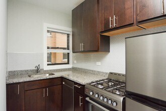 533 W Belden Ave, Unit 101B in Chicago, IL - Building Photo - Building Photo