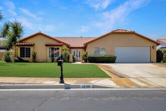 39795 Regency Way in Palm Desert, CA - Building Photo - Building Photo