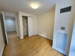 42 Boylston St, Unit 608 in Boston, MA - Foto de edificio - Building Photo