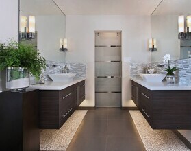 3321 View Ridge Drive in Long Beach, CA - Building Photo - Building Photo