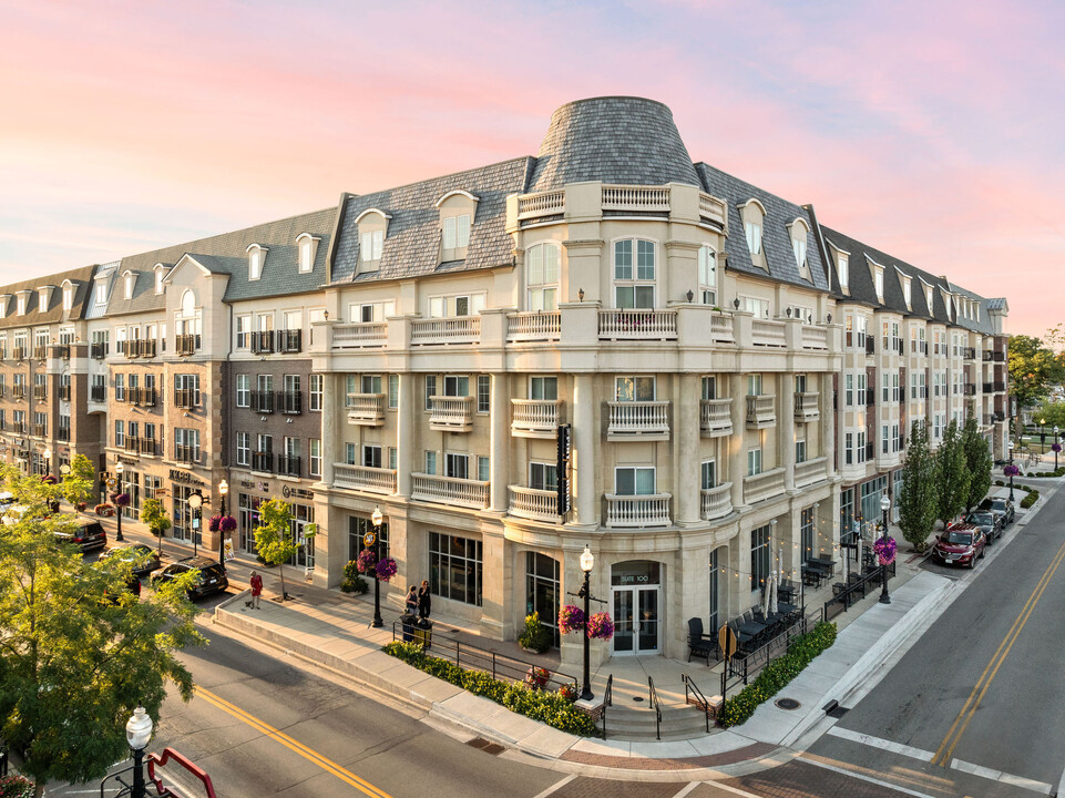 Sophia Square in Carmel, IN - Foto de edificio