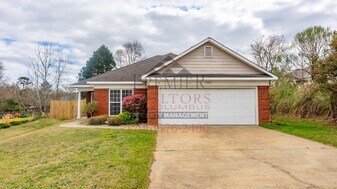 5506 River Rock Ct in Columbus, GA - Building Photo
