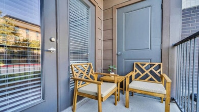 18210 Park Row Blvd in Houston, TX - Building Photo - Building Photo