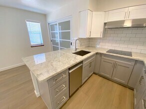1112 Buena Vista Ave in Reno, NV - Building Photo - Building Photo