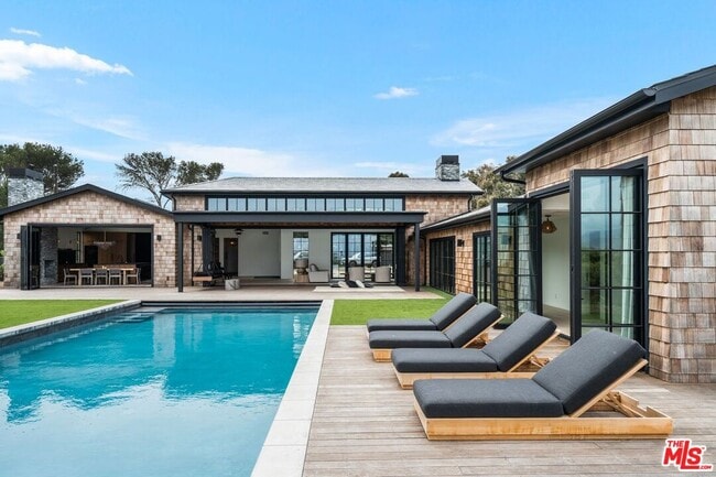 property at 6956 Dume Dr
