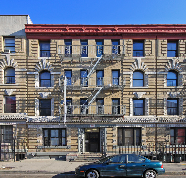 NEW DUPLEX APARTMENT in Brooklyn, NY - Building Photo